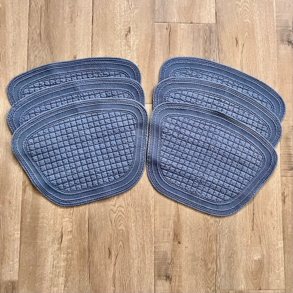6‎ PCs Placemats Light Blue Gray Quilted Cottage Core Placemats 16” X 12”